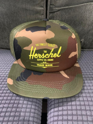 BrandNew Original Hershel Camo For Sale