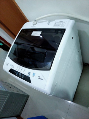 MIDEA 6.5kg Fully Automatic Top Load Washing Machine(second hand)