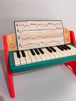 Scooter for kids upto 12 years old 90kilos!