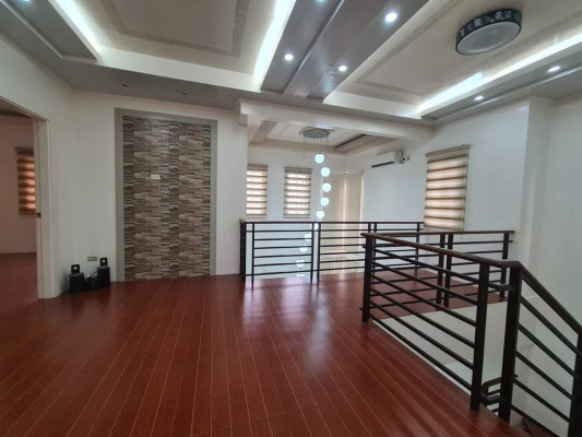 Two Storey House For Sale in San Fernando City Pampanga