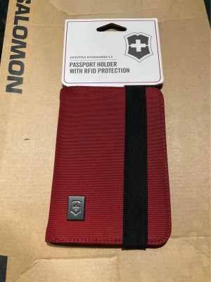Brandnew Original Victorinox Passport Holder RFID