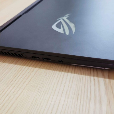 Gaming Laptop ROG Strix G15 RTX 3060 RYZEN 7 16GB RAM