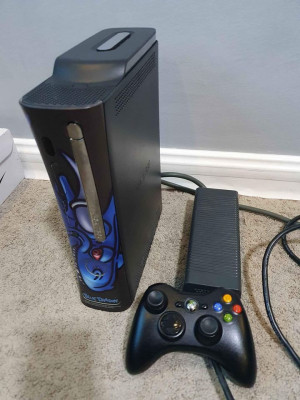 Xbox 360 with 25 games