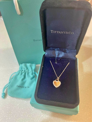 Tiffany & Co. necklace in rose gold