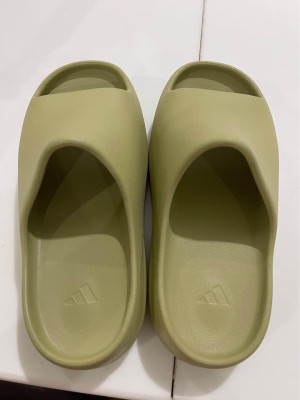 Yeezy Slides Kids