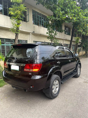 2008 Toyota fortuner