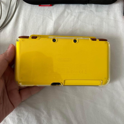 New Nintendo 2ds XL Pikachu Edition cfw 128gb