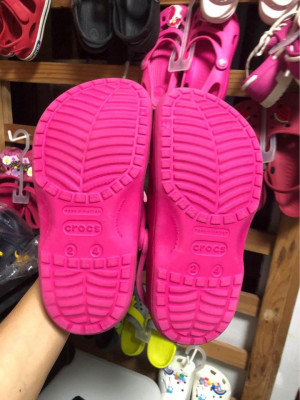 kids crocs 21