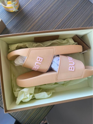 Burberry slides