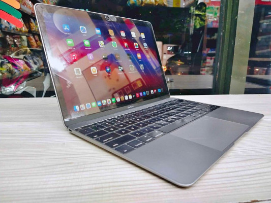Macbook 12 2016 Retina 8GB RAM 256GB SSD