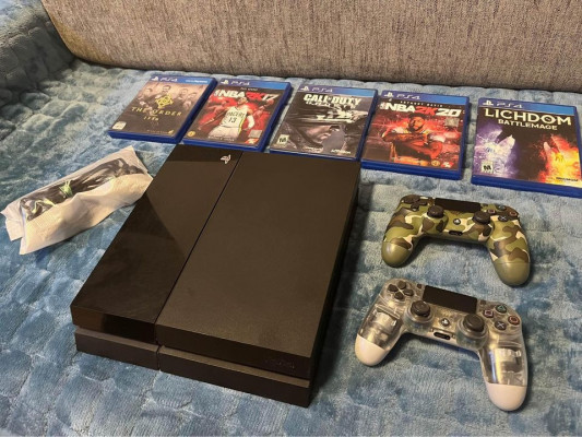 PS4 (500gb) FOR SALE!
