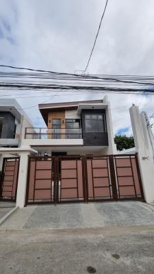 HOUSE AND LOT FOR SALE