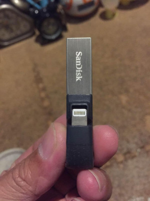 sandisk ixpand flash drive 64gb original for apple