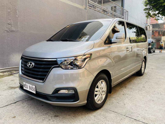 2019 Hyundai starex gold