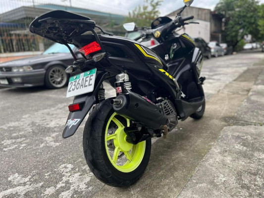 For sale ( 2018 aerox loaded accesories )