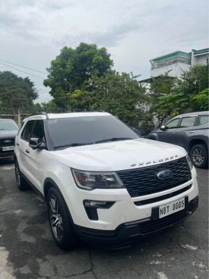 2019 Ford explorer