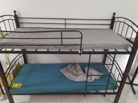 DOUBLE DECK with Foam 2nd Hand from a Condo