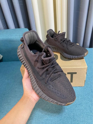 YEEZY BOOST 350 v2 CINDER