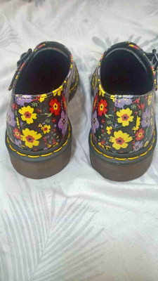 DOC MARTENS leather shoe