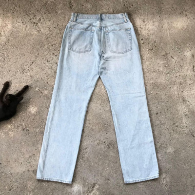 UNIQLO RIPPED DENIM JEANS