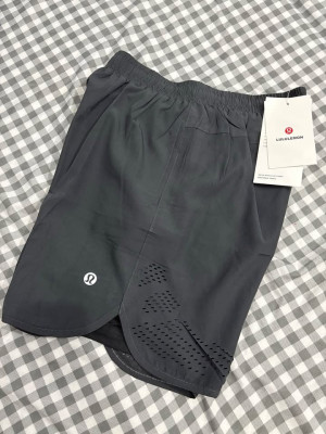 Lululemon drifit shorts