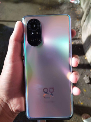 Huawei Nova 8 - Oled Curve Display