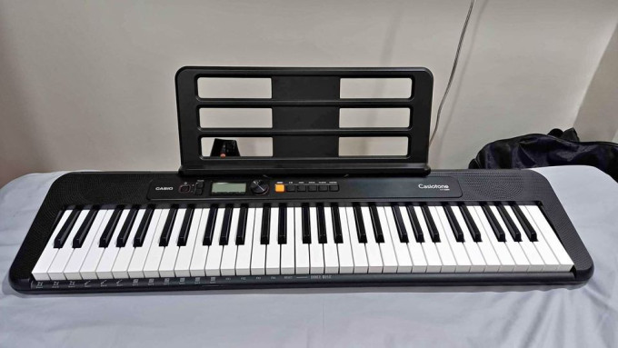 Preloved Casio Casiotone 61 Keys Keyboard