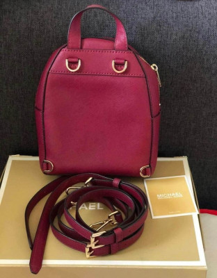 Michael Kors Abbey XS Convertible Backpack