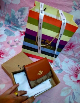 C O A C H  WALLET