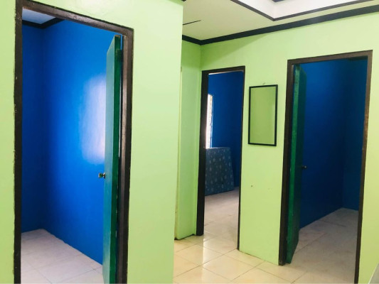 HOUSE & LOT FOR SALE