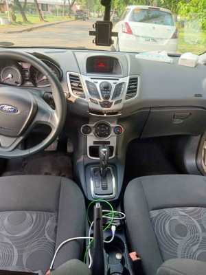 2011 Ford fiesta