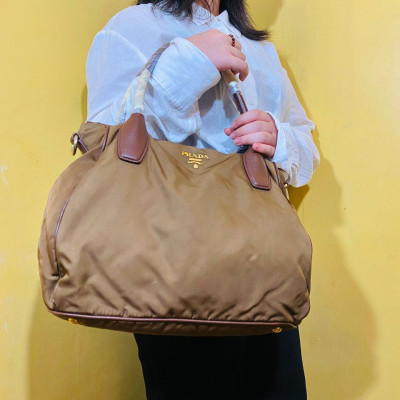 ✅100% AUTHENTIC PRADA TESSUTO Brown Nylon Hand Bag