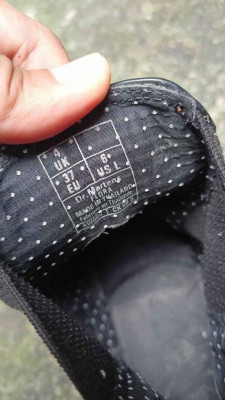 DR MARTENS ( FLORA )