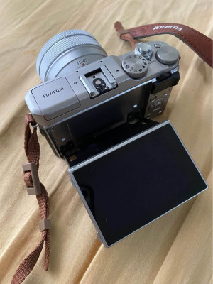 FUJIFILM X-A5