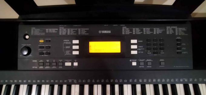 YAMAHA PSR343