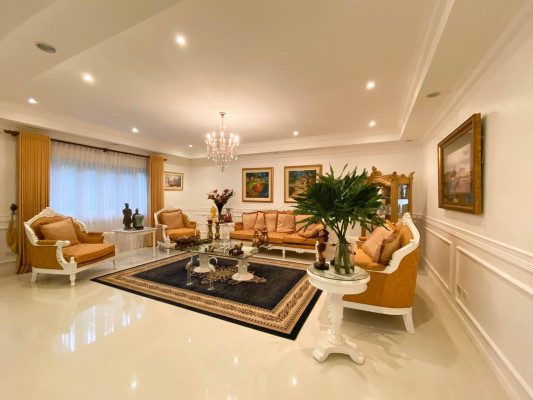 ⁣Impeccable Massive Mansion for Sale in Loyola Grand Villas⠀