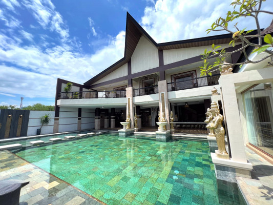 Balinese AirBNB Resort for Sale in Laguna