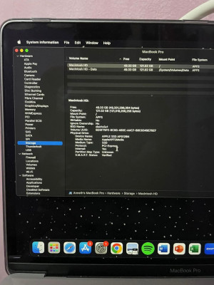 MACBOOK PRO 2019 w/ TOUCHBAR