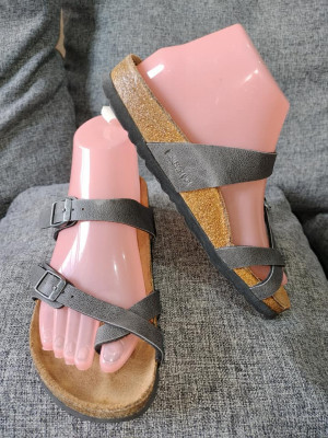 PRELOVED BIRKS
