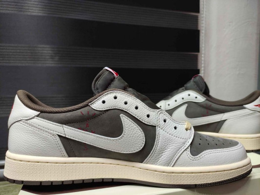 Jordan 1 Retro Low OG Travis Scott "Reverse Mocha"