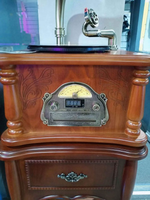 Circa Audio YQ-A06 Vintage Gramophone