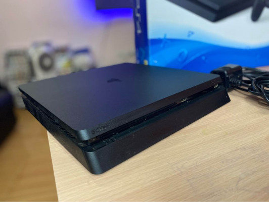 SONY PS4 Slim 500GB 5.55 version Complete Set with Box