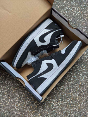 Jordan 1 Panda