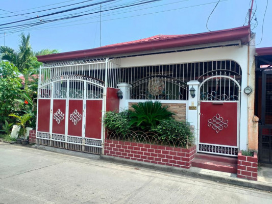 HOUSE AND LOT FOR SALE PACITA COMPLEX