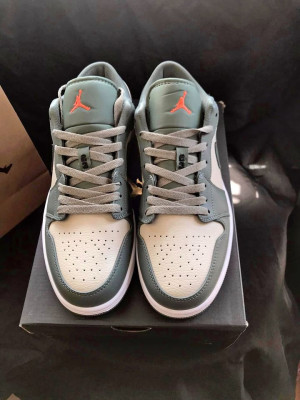 Jordan 1 Low Military Green