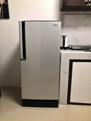 REFRIGERATOR FOR SALE!