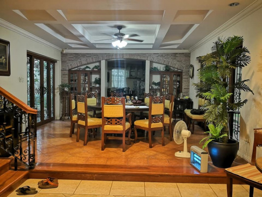 Ayala Alabang House and Lot for Sale