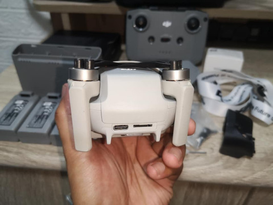 DJI MINI 2 FLY MORE COMBO