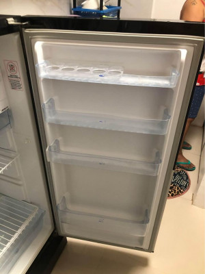 REFRIGERATOR FOR SALE!