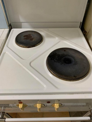 La Germania Two-Burner Oven Electric Range